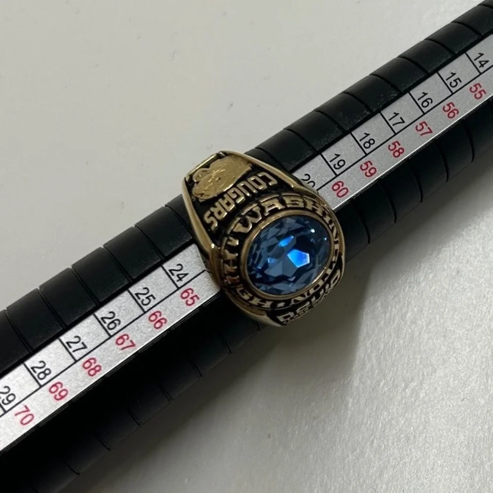 Washington High School Cougars Class Ring David 2015 Blue Stone Size 10.25